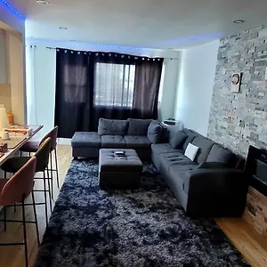  Séjour chez l'habitant Luxurious 2 Bedrooms With In
