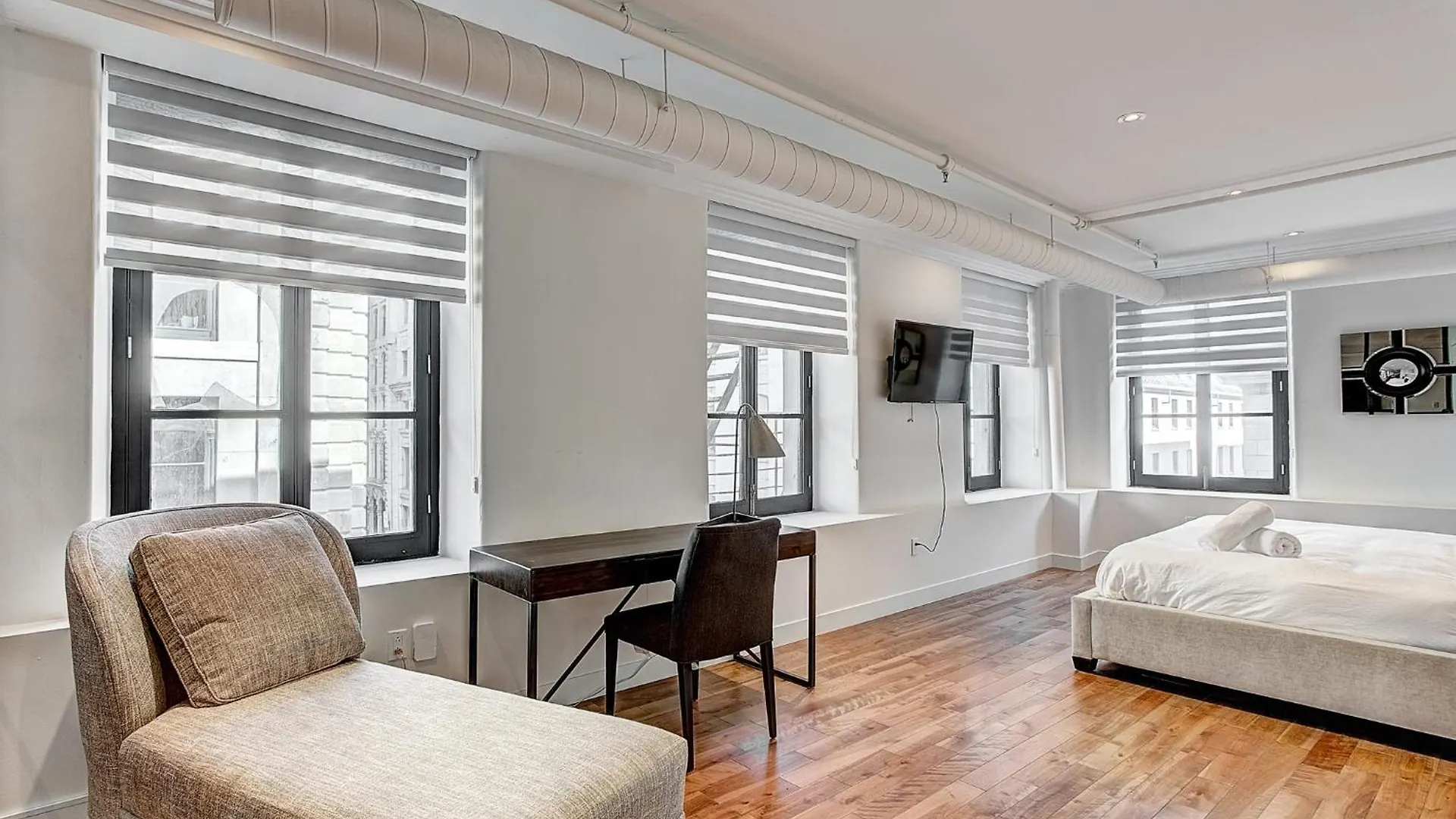 Saint Sulpice Lofts By Bakan - Old Montréal
