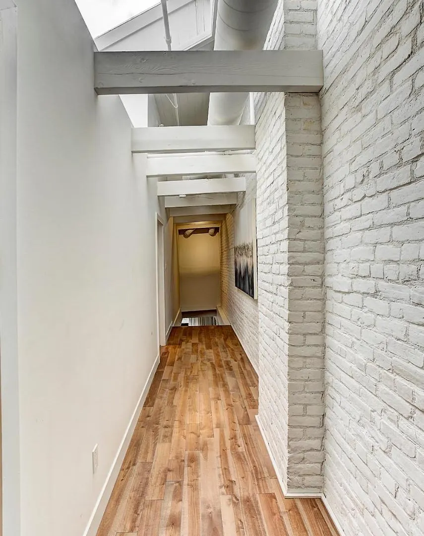 Saint Sulpice Lofts By Bakan - Old Montréal Appartement