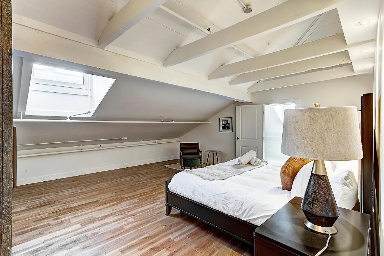 Saint Sulpice Lofts By Bakan - Old Montréal